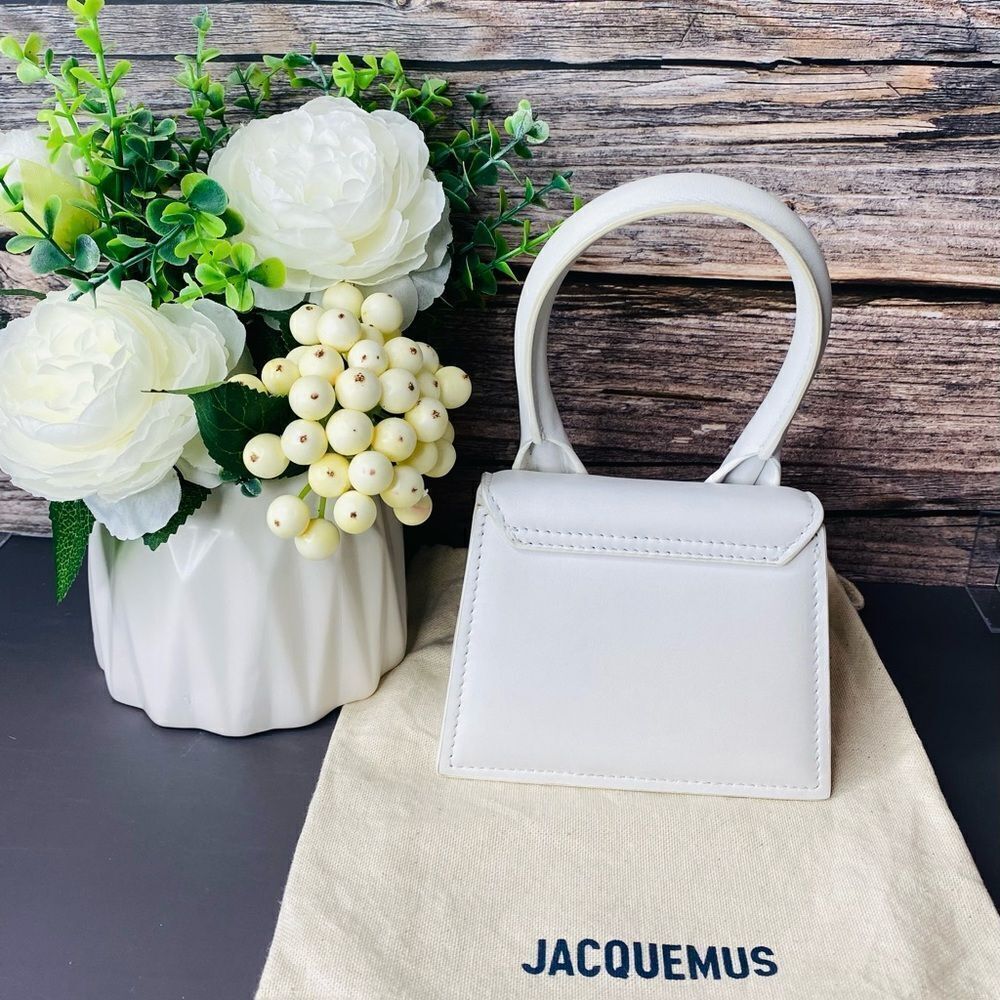 🛍️Jacquemus Authentic MINI Le Chiquito Elegant Cream/White Bag - Picture 4 of 14